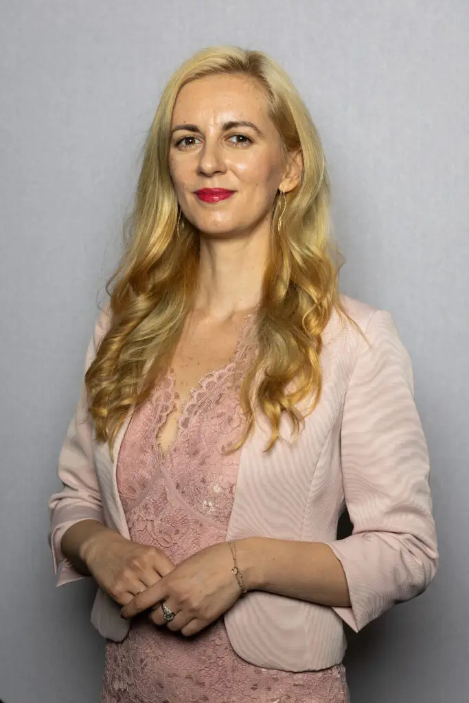Πορτρέτο της Rada Laykova, μέλους του Ευρωπαϊκού Κοινοβουλίου (Ομάδα ESN)